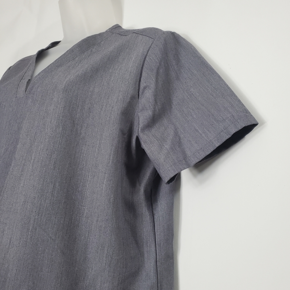 Figs Casma Three Pocket Scrub Top In Graphite - Picture 5 of 9